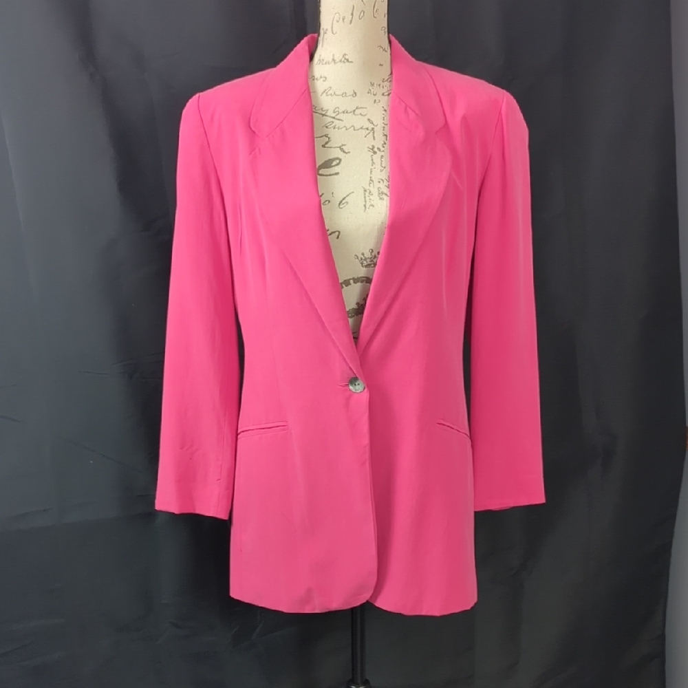 Contemporary Single-Button Blazer in Hot Pink